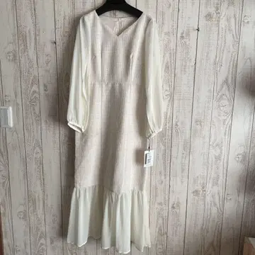 새상품 kaene 정가 2만 8600엔 이소재 롱 원피스 스콧 클럽