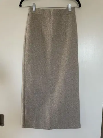 ZARA 스트레이트 러쉬 미디 스커트