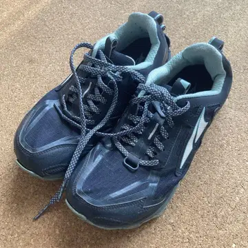 ALTRA LONE PEAK 4.5 알트라 로운피크 25cm