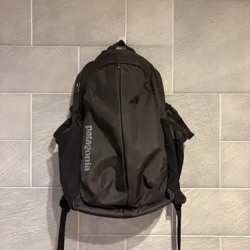 Patagonia REFUGIO DAY PACK 26 black