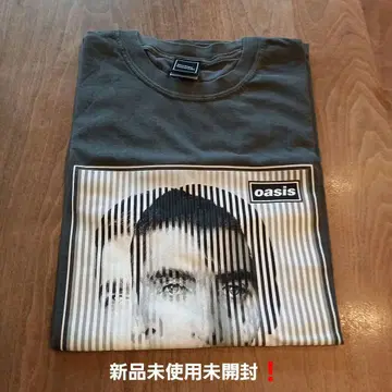 미사용 미개봉 새상품 Oasis 스트라이프 패턴 T셔츠