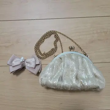 베이지 스팽글 파티 백 머리핀 포함