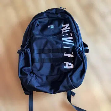 새상품급 뉴에라 NEWERA URBAN PACK (어반 팩) 33L