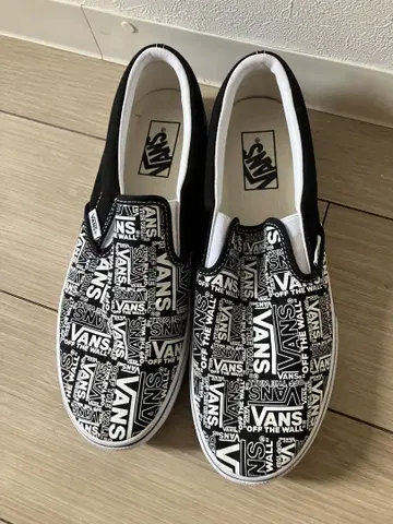 VANS 슬립온 블랙/화이트
