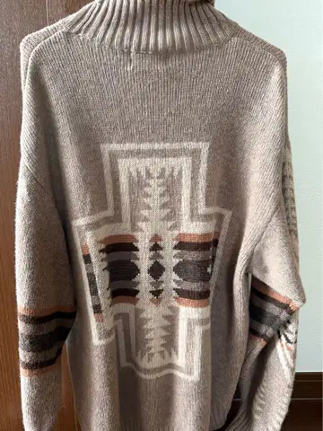 Pendleton 기하학 패턴 터틀넥 스웨터