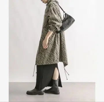 새상품 RIVE DROITE 리브 드로와 제브라 모즈 코트