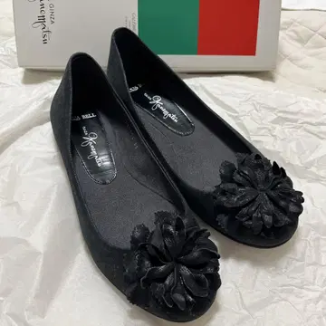 플랫슈즈 블랙 긴자 카네마츠