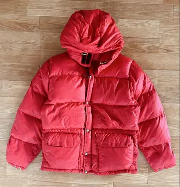 THE NORTH FACE 레드 다운 자켓