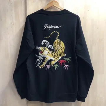 HOUSTON 휴스턴 수베니어 스카잔 자수 호랑이 긴팔t셔츠