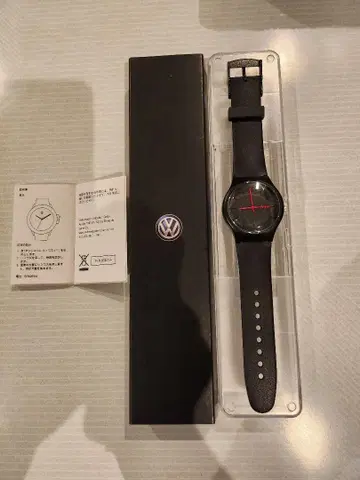 Volkswagen 블랙 아날로그 시계