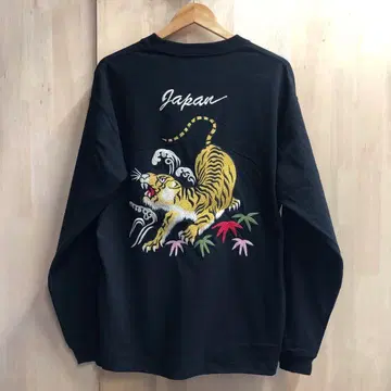 HOUSTON 휴스턴 수베니어 스카잔 자수 호랑이 긴팔t셔츠