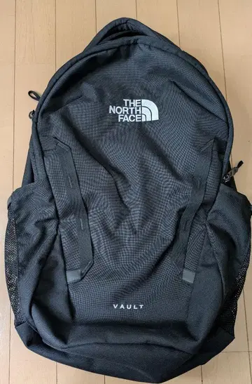 THE NORTH FACE VAULT 블랙 백팩