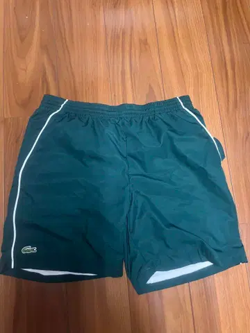 LACOSTE 다크 그린 숏팬츠 사이즈 5