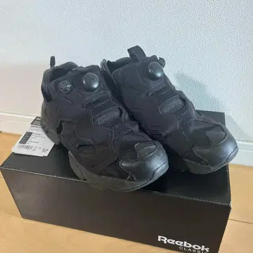 Reebok 펌프 퓨리 지퍼 24.5