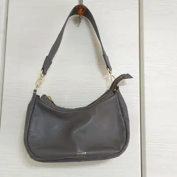 새상품급 russet 하프문 숄더백 그레이