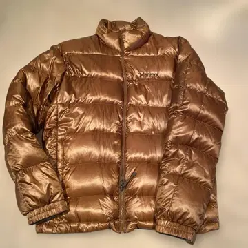 3일 연휴 한정판 할인 중 Marmot 825필 다운 자켓 펄 브라운