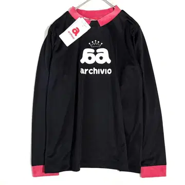 택 포함 새상품 archivio 긴팔 풀오버 40 블랙 x 레드