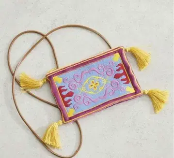 미개봉 새상품 알라딘 2way 마법의 양탄자 파우치 Aladdin 재스민