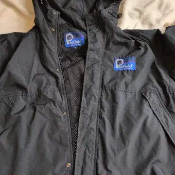 Penfield 블랙 자켓 후드 부착