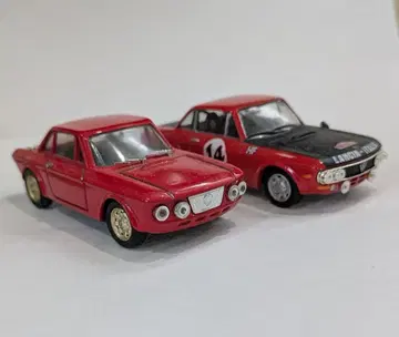 1/43 미니카 란치아와 또 다른 1대, 총 2대 세트