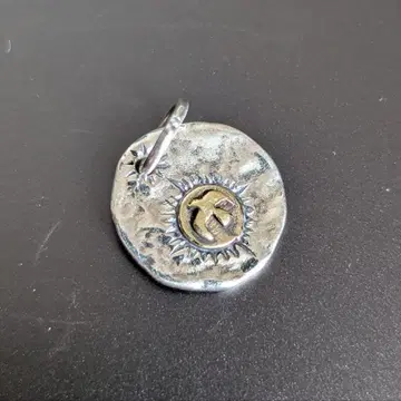 평평한 메탈 실버 925 이글 사이즈 M (1.7cm)