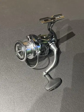 18 EXIST LT3000 C-H DAIWA 다이와 이그지스트