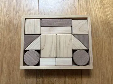 아이코니의 쌓기나무 BUILDING BLOCKS