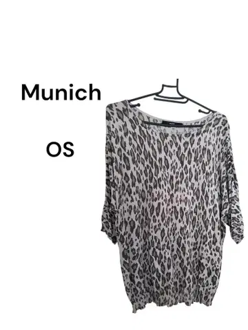 [새상품급] Munich 뮤닉 레오파드 무늬 5부 소매 상의