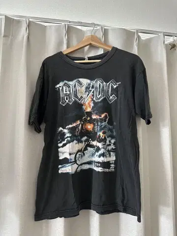 AC/DC 프린트 셔츠 블랙