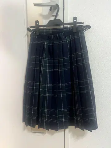 오닐 오브 더블린 미디엄 기장 스커트