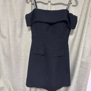 JEWELS 오프숄더 드레스 블랙