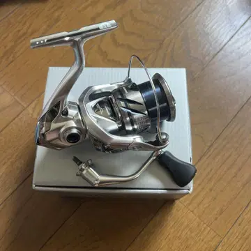 SHIMANO 스트라딕 2500shg