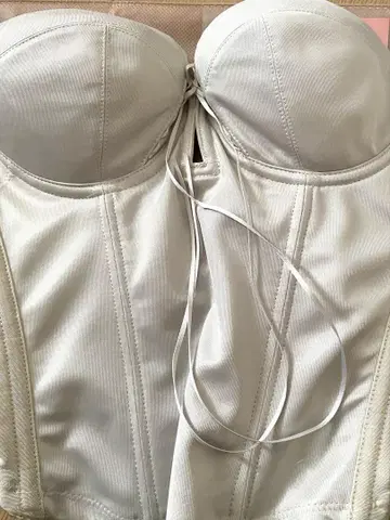 [ 새상품급 ] 브라이덜 이너 백리스 뷔스티에 결혼식