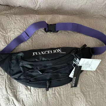 EVANGELION 바디백 블랙 보라색