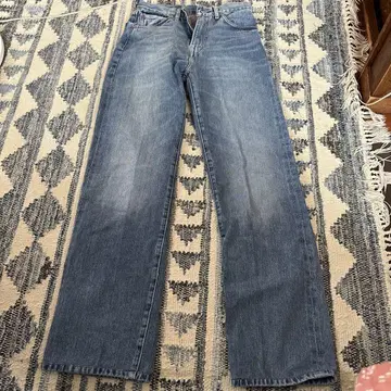 리바이스 701 스트레이트 데님