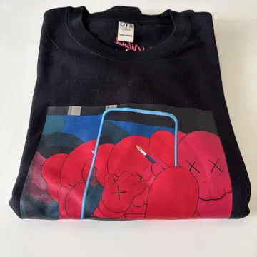 유니클로 x KAWS 프린트 트레이닝복 3XL 블랙