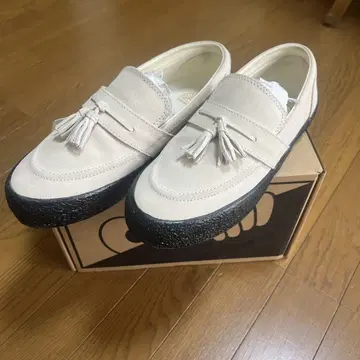 Last Resort AB VM005-Suede
