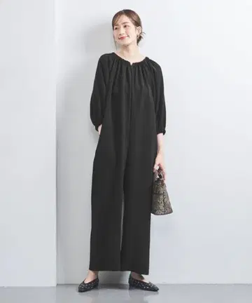 [ 새상품급 ] UNITED ARROWS 벌룬 슬리브 올인원 블랙