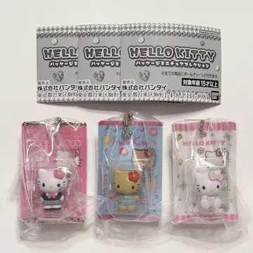 HELLO KITTY 캡슐 토이 3개 세트