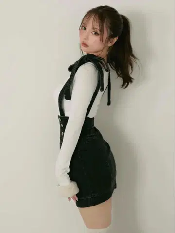 Avery ribbon skirt Black
