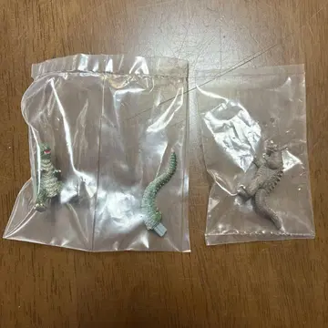 도호 괴수 컬렉션 바라곤 고로자우루스 2종 세트
