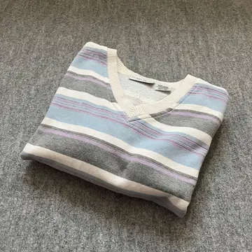 Jaclyn Smith Sport Border Vneck Pullover