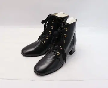 새상품 CORSO ROMA 9 코르소 로마 9 LINDA 레이스업 부츠