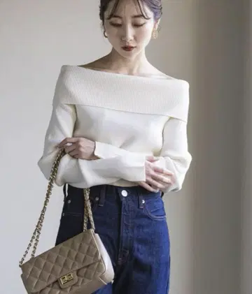 NOBLE 노블 24ss 오프숄더 니트