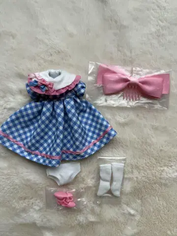 미사용 새상품 네오 브라이스 도리 데이즈 위크엔드 아웃핏