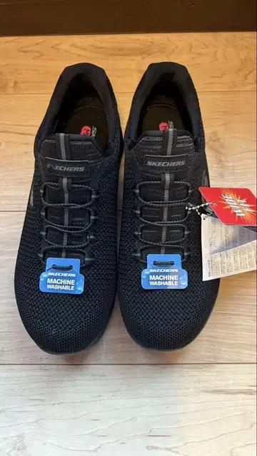 SKECHERS MEMORY FOAM 스니커즈 블랙