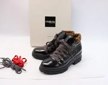 새상품 nila&nila 니라앤니라 이소재 콤비 에나멜 마운틴 부츠