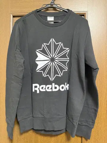 Reebok 그레이 트레이닝복 S 사이즈