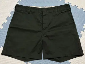 STANDARD CALIFORNIA 숏팬츠 그린