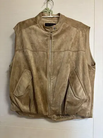 ZARA 베이지 계열 스웨이드 베스트